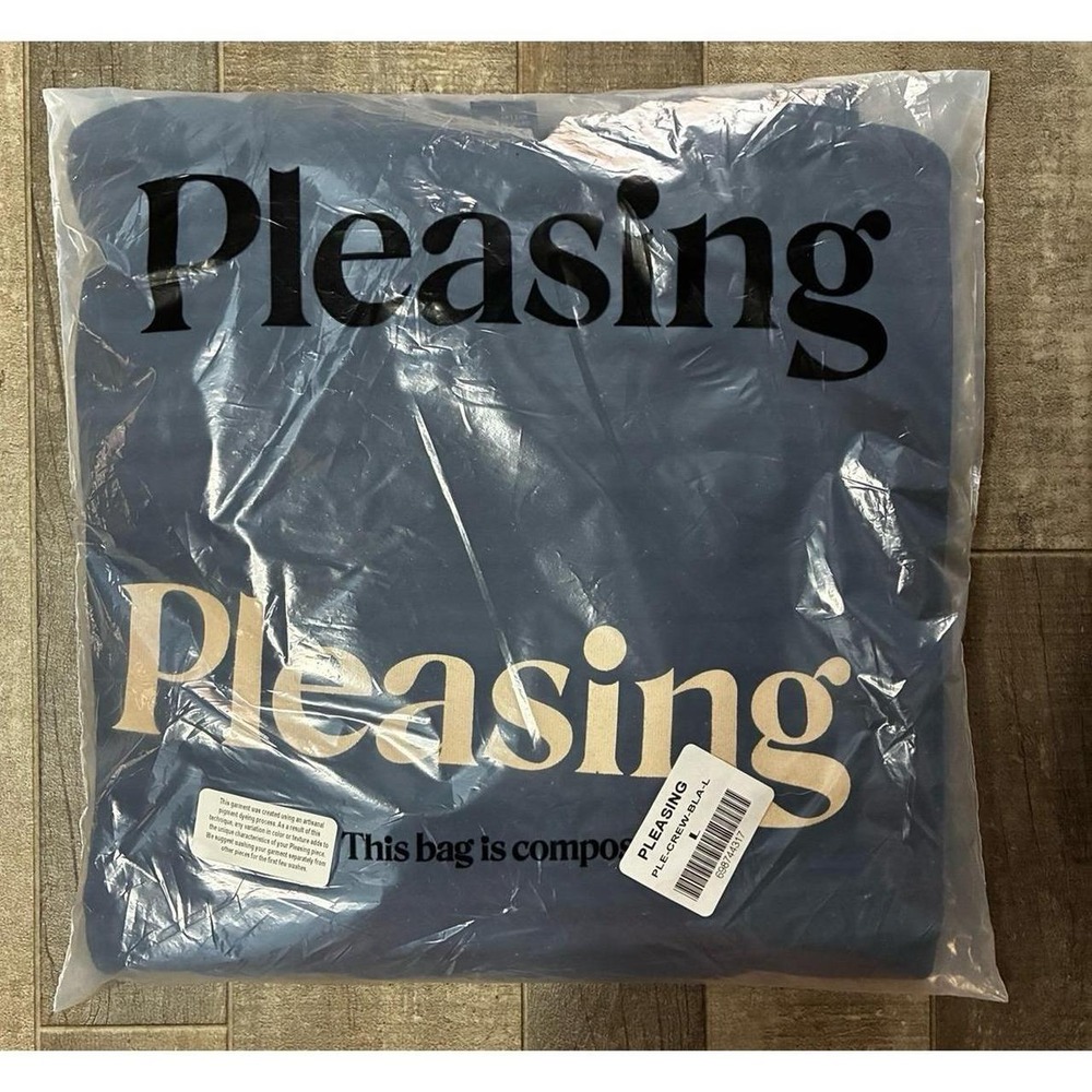 NWT Harry Styles Pleasing Crewneck Sweatshirt Blue Cream - Large